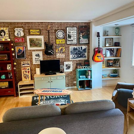 Rockandroll&Moto lovers con garage Logroño Exteriör bild